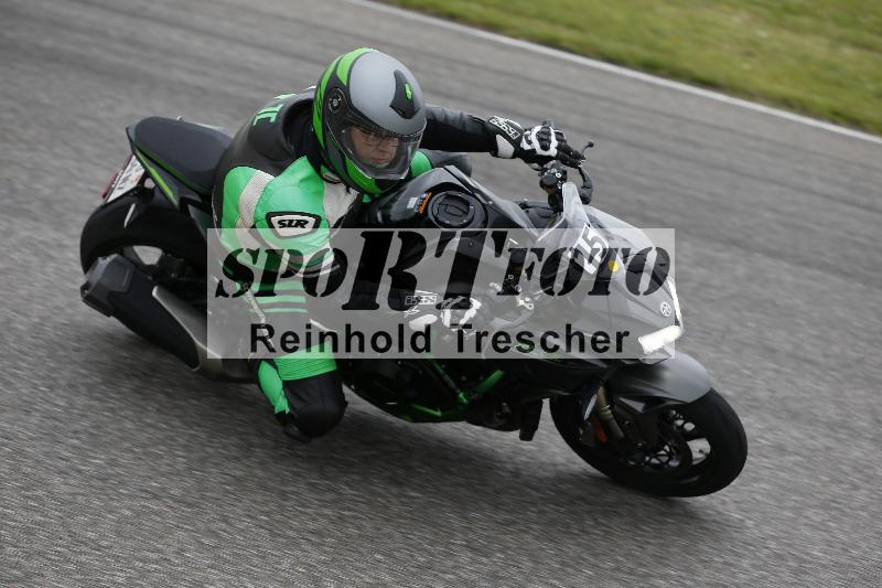 /Archiv-2025/10 23.04.2025 Cornu Master School ADR/rot-rouge/15